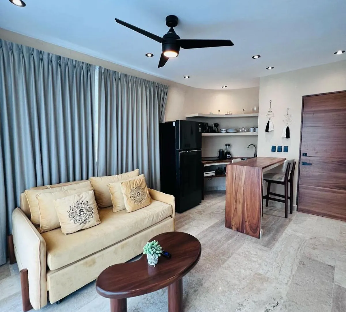 Апартаменты Charming Boutique Condo Jungle Views Private Pool Тулум